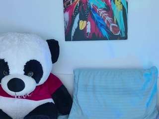 nicolepowell — Camsoda recorded stream image, 04.05.2026 23:30