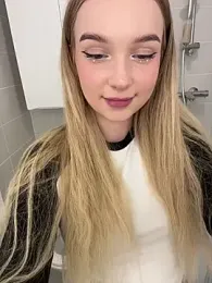 Baby_Tiny — Stripchat recorded stream image, 06.05.2026 19:30