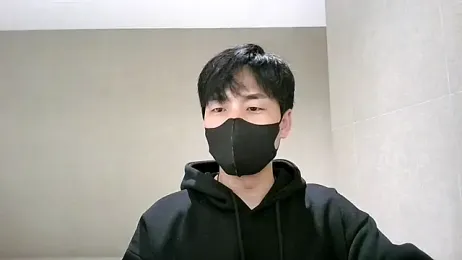 kimze7 — Stripchat recorded stream image, 07.05.2026 04:10