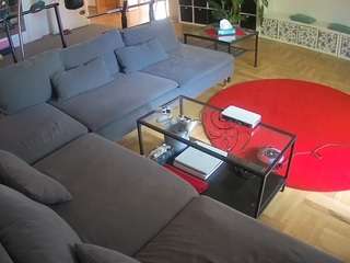 voyeurcam-julmodels-living-3 — Camsoda recorded stream image, 06.05.2026 13:40