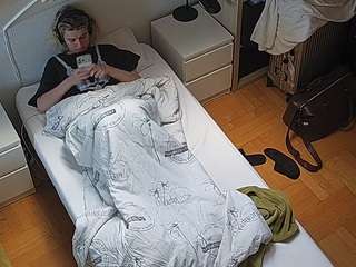 voyeurcam-julmodels-bed-7 — Camsoda recorded stream image, 06.05.2026 14:10