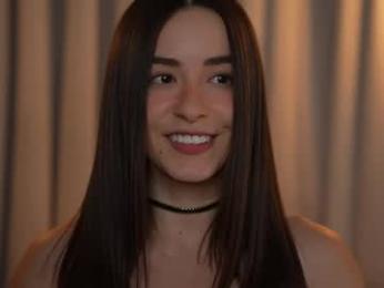 emyii — Chaturbate recorded stream image, 08.05.2026 19:40