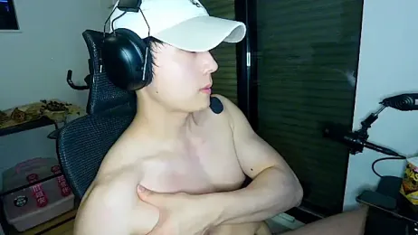 Tkcqcc — Stripchat recorded stream image, 09.05.2026 10:30