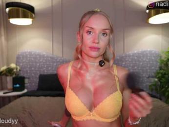 Nadin_star — Bongacams recorded stream image, 09.05.2026 14:00
