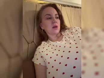 cherryygirl — Bongacams recorded stream image, 09.03.2025 14:00