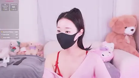 sexyjoy95 — Stripchat recorded stream image, 11.05.2026 10:40