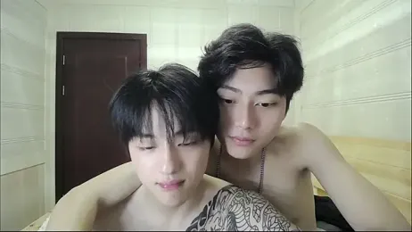 XX-XIUXIU — Stripchat recorded stream image, 12.05.2026 13:40