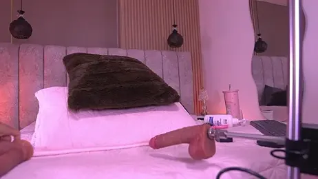sam_lewins — Stripchat recorded stream image, 12.05.2026 19:10