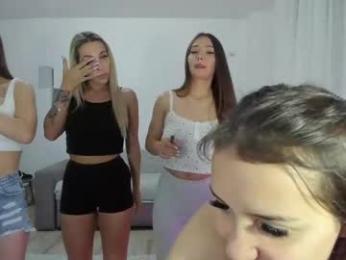 dirtygirls99 — Chaturbate recorded stream image, 13.05.2026 07:30