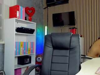 daryastars — Camsoda recorded stream image, 13.05.2026 17:50