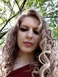 caressyourself — Stripchat recorded stream image, 14.05.2026 06:30