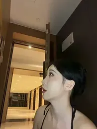 AYW-21 — Stripchat recorded stream image, 14.05.2026 13:40