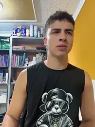 AdrianRinaldi — Stripchat recorded stream image, 14.05.2026 13:50