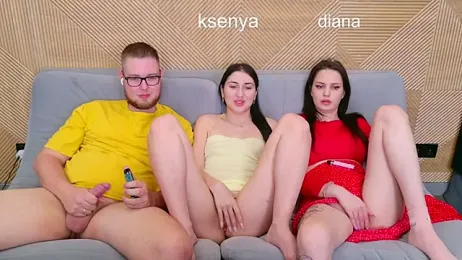 Ksenny — Stripchat recorded stream image, 15.05.2026 06:30
