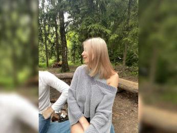 _Magic_ — Bongacams recorded stream image, 15.05.2026 08:40