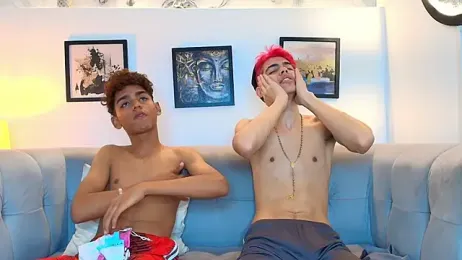 TWINKS_FRIENDS — Stripchat recorded stream image, 15.05.2026 13:20