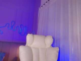sofly-s — Camsoda recorded stream image, 15.05.2026 11:50