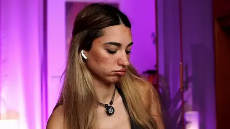 ItalianGirl — Stripchat recorded stream image, 15.05.2026 20:00