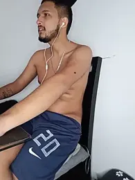 mosmar_20 — Stripchat recorded stream image, 15.05.2026 20:20