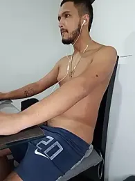 mosmar_20 — Stripchat recorded stream image, 15.05.2026 20:20