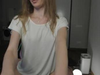 oksanafedorova — Chaturbate recorded stream image, 17.05.2026 19:30