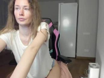 oksanafedorova — Chaturbate recorded stream image, 17.05.2026 19:30