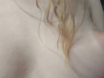 oksanafedorova — Chaturbate recorded stream image, 17.05.2026 19:30