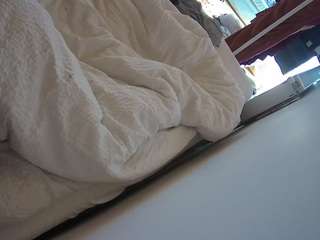 voyeurcam-julmodels-whitebed-4 — Camsoda recorded stream image, 16.05.2026 16:10