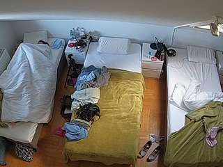 voyeurcam-julmodels-bed-7 — Camsoda recorded stream image, 16.05.2026 16:10