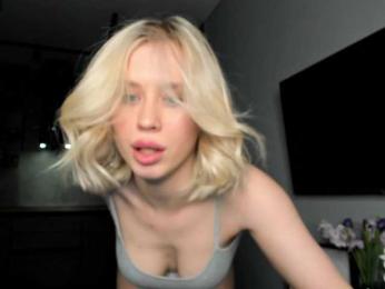 Sunlovv — Bongacams recorded stream image, 19.05.2026 12:20