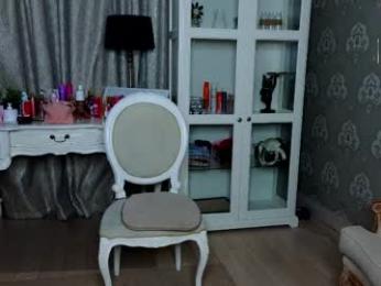 bluuemarine — Chaturbate recorded stream image, 19.05.2026 18:50