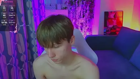 cuMte_boy — Stripchat recorded stream image, 21.05.2026 01:30