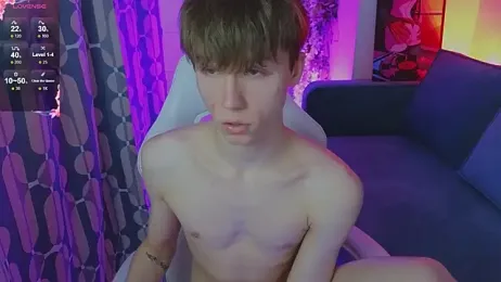 cuMte_boy — Stripchat recorded stream image, 21.05.2026 01:30