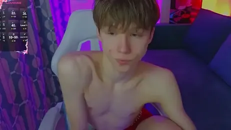 cuMte_boy — Stripchat recorded stream image, 21.05.2026 01:30