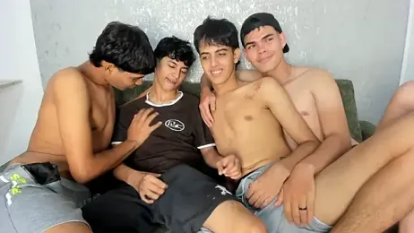 pelusos_mens — Stripchat recorded stream image, 21.05.2026 19:20