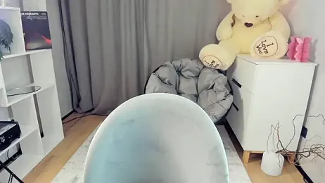 BelleDream — Stripchat recorded stream image, 21.05.2026 18:00