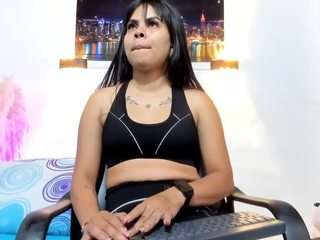 julieta-coopeer — Camsoda recorded stream image, 22.05.2026 10:20