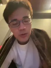 ryusei18570 — Stripchat recorded stream image, 22.05.2026 14:00