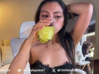 sweet_littleee — Chaturbate recorded stream image, 23.05.2026 00:30