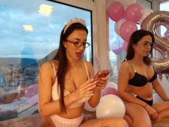 EmilyxJames — Bongacams recorded stream image, 23.05.2026 04:40