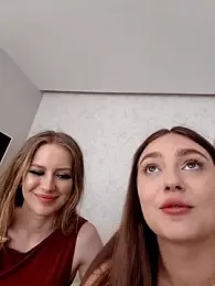 caressyourself — Stripchat recorded stream image, 24.05.2026 08:20