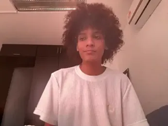 Max_Rain — Stripchat recorded stream image, 24.05.2026 18:20