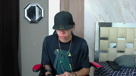 Harry_jhonsson — Stripchat recorded stream image, 25.05.2026 00:40