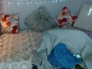 irinabrown — Camsoda recorded stream image, 25.05.2026 05:20