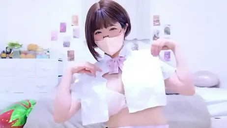 841_yayoi — Stripchat recorded stream image, 25.05.2026 11:50