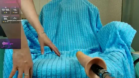 oliviiaa — Stripchat recorded stream image, 25.05.2026 23:10