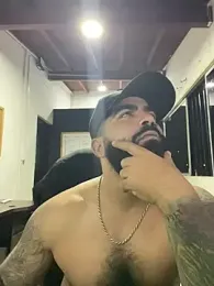Lyon_vach — Stripchat recorded stream image, 26.05.2026 02:50
