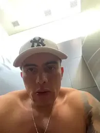 LucasJewely — Stripchat recorded stream image, 26.05.2026 17:10