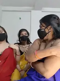 cutee__crazy — Stripchat recorded stream image, 27.05.2026 14:00