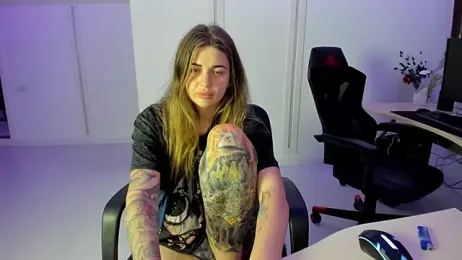 TiffanySweet — Stripchat recorded stream image, 27.05.2026 18:50